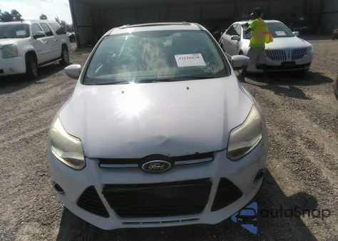 2012 Ford Focus Sel z USA, uszkodzony, nr VIN 1FAHP3M23CL404012